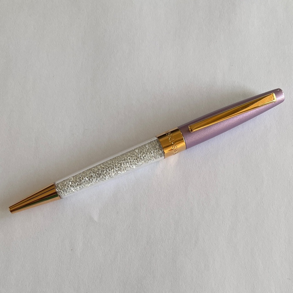 Swarovski Ballpoint Pen. Preowned in great condition.